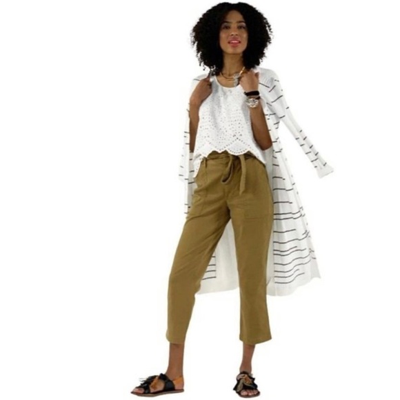 CAbi Pants - Cabi Discovery Cropped Trouser - Sz 4
